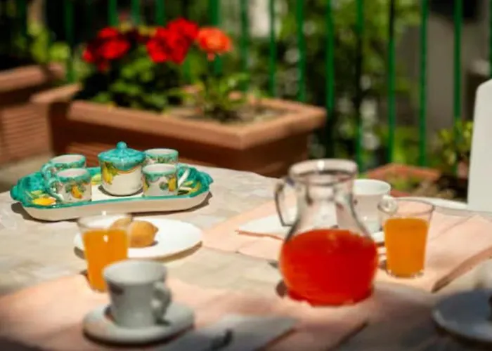 Secret Garden Amalfi Coast * 아트라니